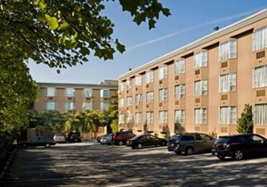 Best Western Plus Vancouver Airport Hotel