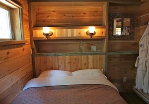 Boutique Mountain Lodge, 4 cabins, 20 km South of Nelson