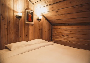 Boutique Mountain Lodge - 4 Luxury Cabins, 20 km South of Nelson