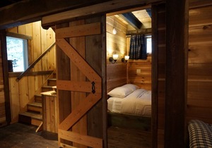 Boutique Mountain Lodge, 4 cabins, 20 km South of Nelson