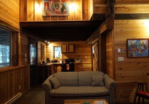 Boutique Mountain Lodge, 4 cabins, 20 km South of Nelson