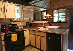 Boutique Mountain Lodge, 4 cabins, 20 km South of Nelson