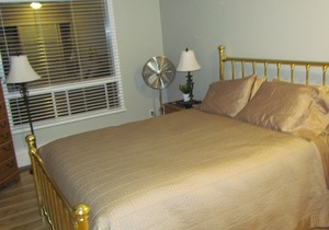 Braebourne Manor - Furnished Two Bedroom Condo