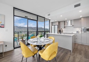 Brand New Luxury Downtown Near the Beach #15