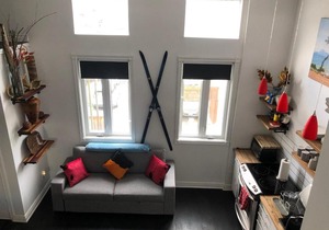 Cabbagetown loft apt.