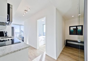 Calgary SE 4 St Apartment