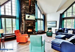 Chalet 19 Chemin Blanc by Les Chalets Alpins