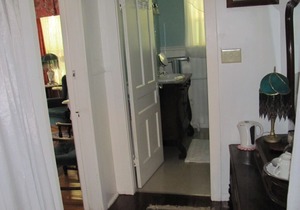 Chambers Guest House B&B - Room 4