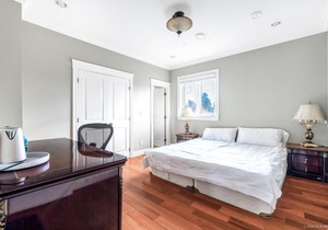 Cheerful 1-bedroom Suite A in Vancouver