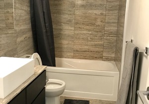 City place condo Toronto 3 Bedroom sleeps 6