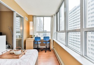 Comfortable Downtown Apartment