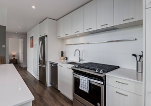 Corporate Stays - Luxurious 2BR with Premium Amenities and Contemporary Design