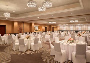 Courtyard by Marriott Downtown Toronto