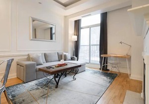 Cozy 2br downtown condo by Wellesley Subway