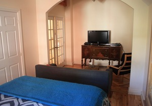 Cozy Atwater Canal 1 - 2 BR APPARTEMENT near DOWNTOWN, SUBWAY