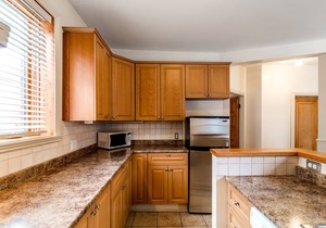 Cozy Atwater Canal 2 - NICE 2 BR APARTMENT + HUGE DECK near DOWNTOWN, SUBWAY