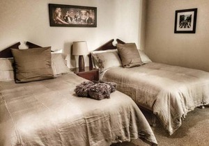 Cozy Little Apartment #11 by Amazing Property Rentals