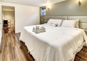 Cozy Lovely Apartment with AC in Outremont