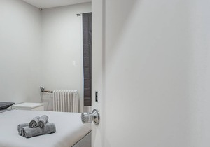 Cozy Private Room - Beautiful Rosemont Metro