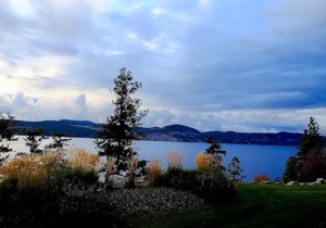 Cozystay Signature Lake Okanagan Resort
