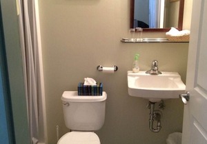 Crowsnest Vineyards Guesthouse