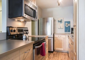 D37 - 1 bedroom in the WestEnd