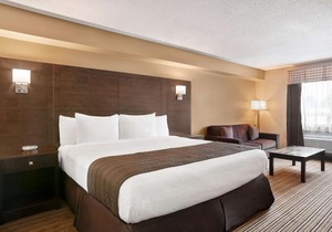Days Inn by Wyndham Leamington