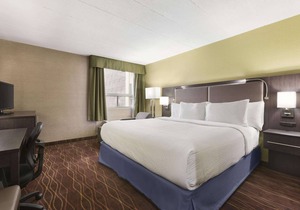 Days Inn by Wyndham Ottawa