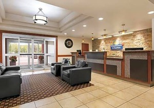 Days Inn & Suites by Wyndham Sherwood Park Edmonton