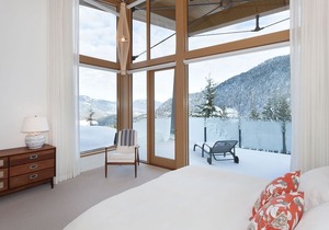 Deluxe 4 Bedroom: Contemporary Home Nestled In The Mountains - Ski In Ski Out!