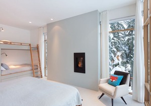 Deluxe 4 Bedroom: Contemporary Home Nestled In The Mountains - Ski In Ski Out!