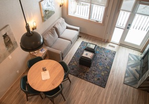 Deluxe Condo + Cozy Loft | See Wildlife outside your window!