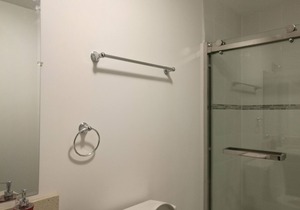 Deluxe Suite in Stratford Ambassador Guest Room