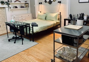 Discover a cozy and comfortable haven for your stay in Halifax.
