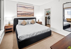 Downtown Executive Suite w/ secure parking