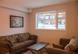 Downtown Whitehorse 4 bedrooms deluxe condo