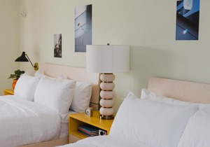 Drake Motor Inn