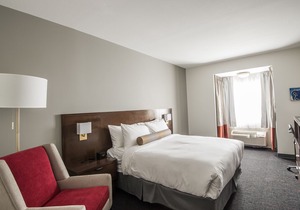Edgewater Hotel