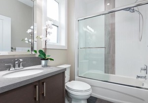 Entire and Cozy 2BDR 2BA Home in Kitsilano