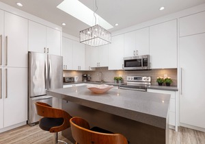 Entire and Cozy 2BDR 2BA Home in Kitsilano