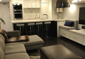 Exciting Sought After King West Condo with Parking
