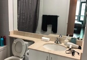 Executive 1 Bedroom condo sleeps 4.