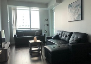 Executive 1 Bedroom condo sleeps 4.