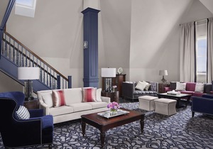 Fairmont Hotel Macdonald