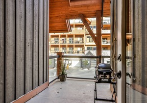 Family Friendly 2BD/2BA Solara Resort & Spa Condo Suite