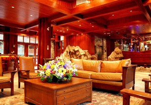 Fox Hotel & Suites