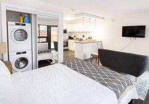 Free Parking, Private Patio, Laundry and Wi-Fi!
