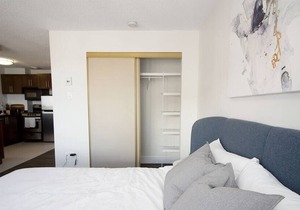 Free Parking & Wi-Fi! Luxury Studio Suite