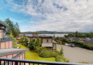Fully-equipped 2 Bedroom Townhome, Sleeps 8