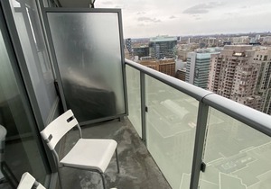 Fully furnished 1 bed apartment in downtown toronto high floor!
